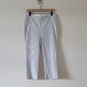 Chico's So Slimming Juliet Grey Stripe Seersucker Pull-on Pants Size Medium/10